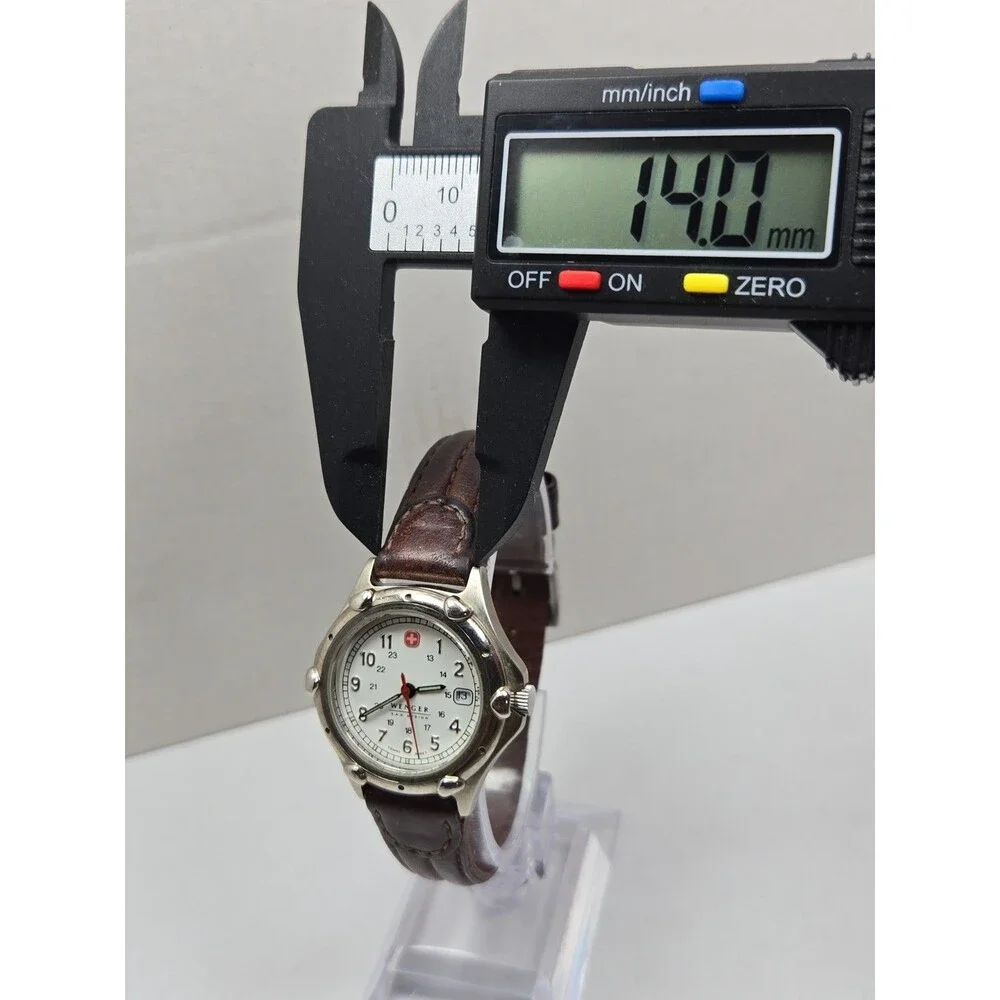 Vintage Wenger SAK Design Womens 30mm Swiss Quartz Field Watch 100M New Battery